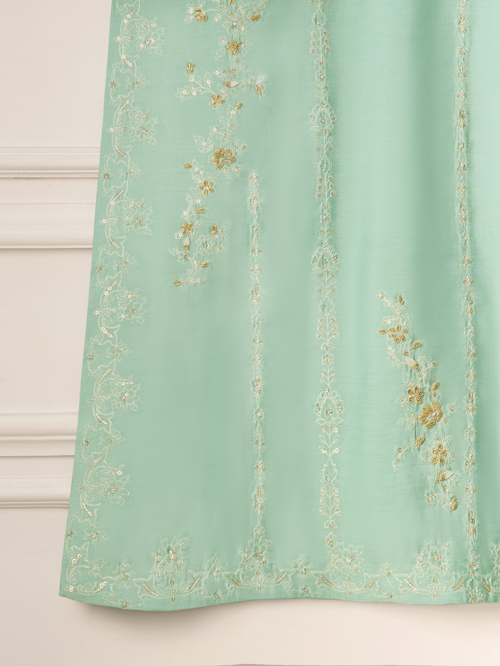 3 Piece- Pure Khaddi Silk Embroidered Suit S111239 - Image 5