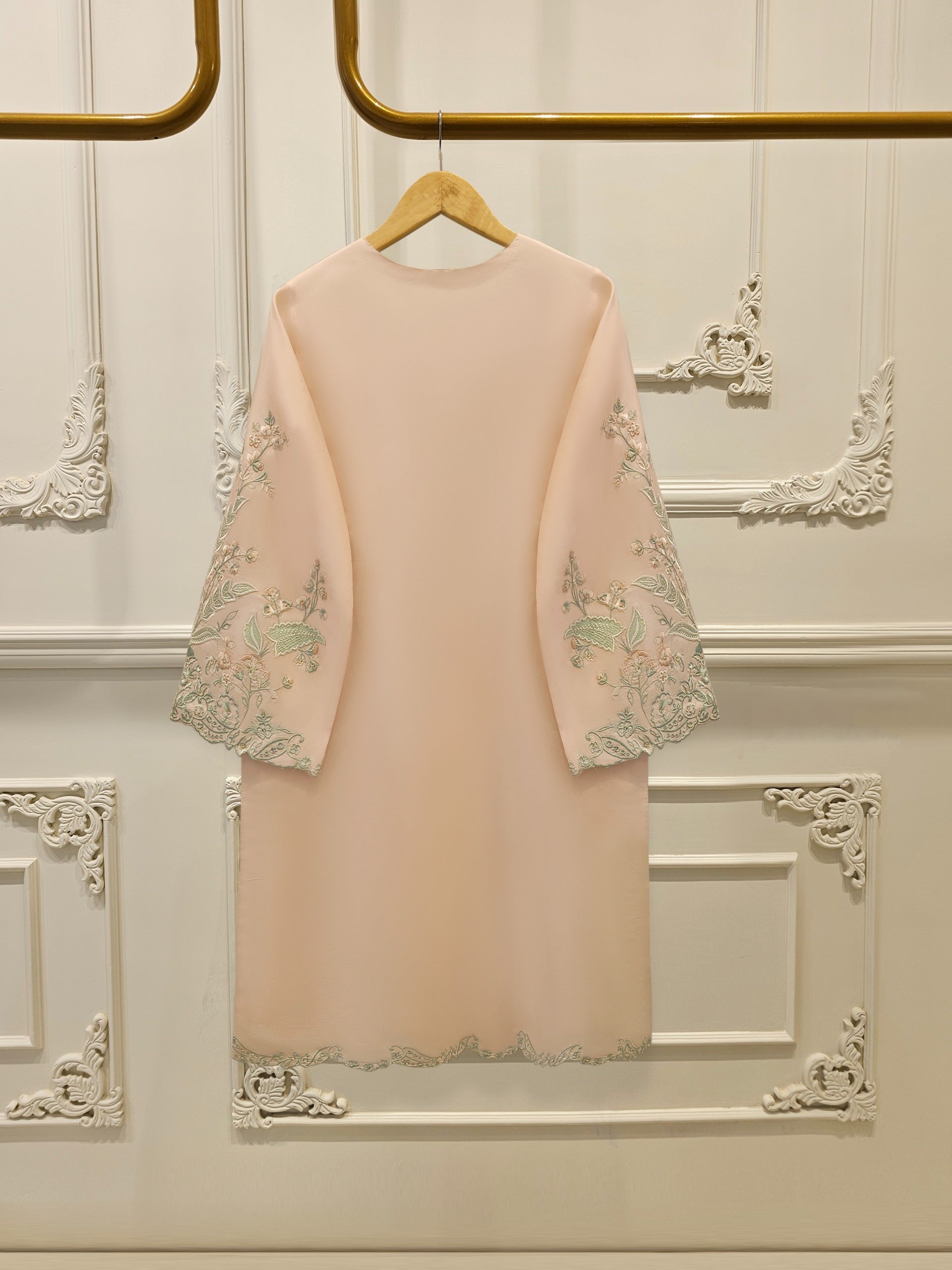 3 Piece- Pure Khaddi Silk Embroidered Suit S112289 - Image 5