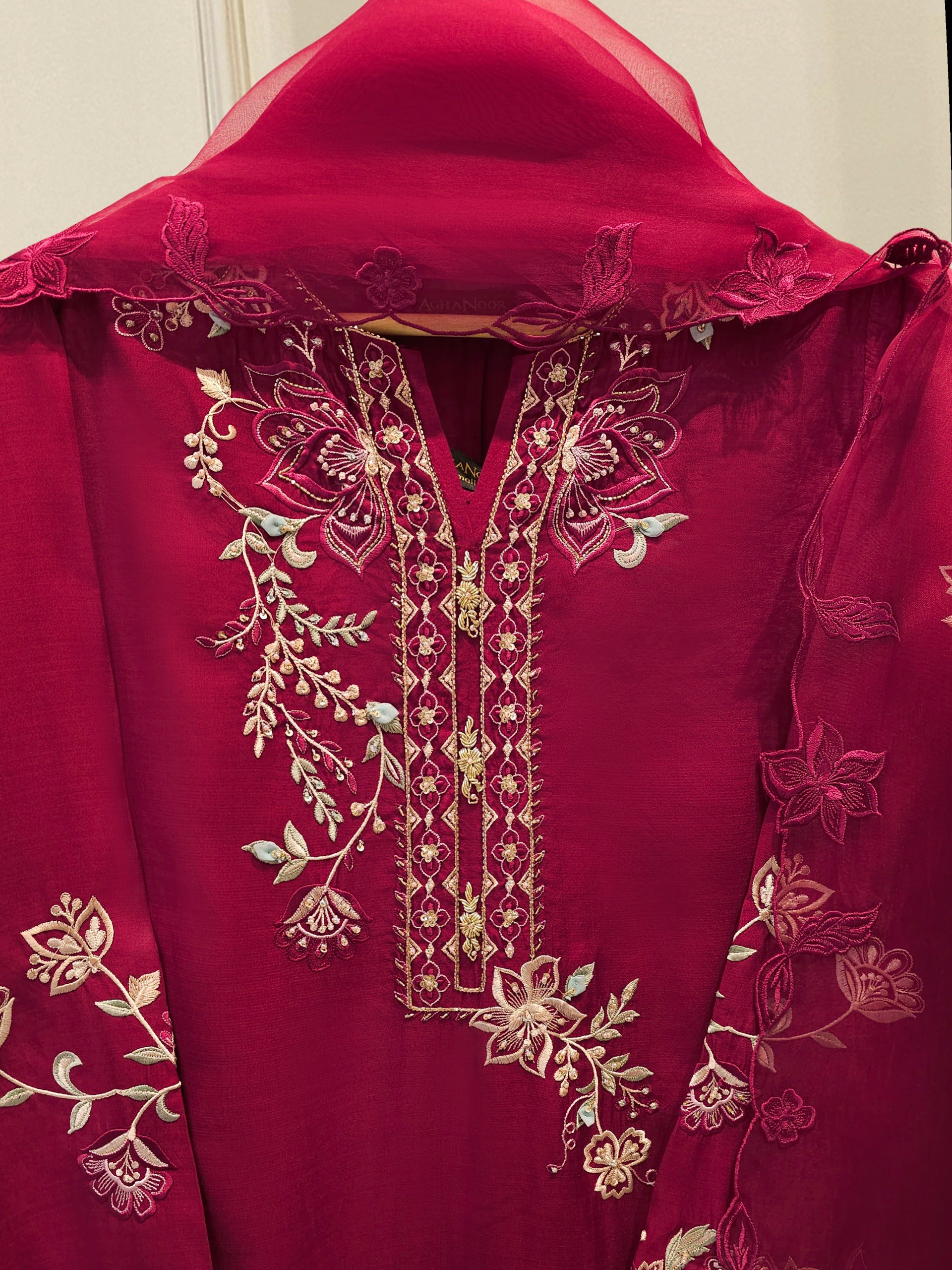 3 Piece- Pure Khaddi Silk Embroidered Suit S112703 - Image 2