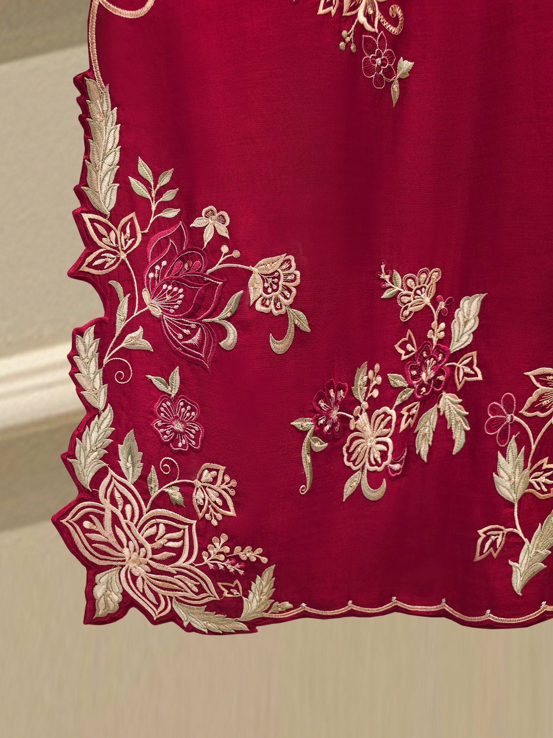3 Piece- Pure Khaddi Silk Embroidered Suit S112703 - Image 4