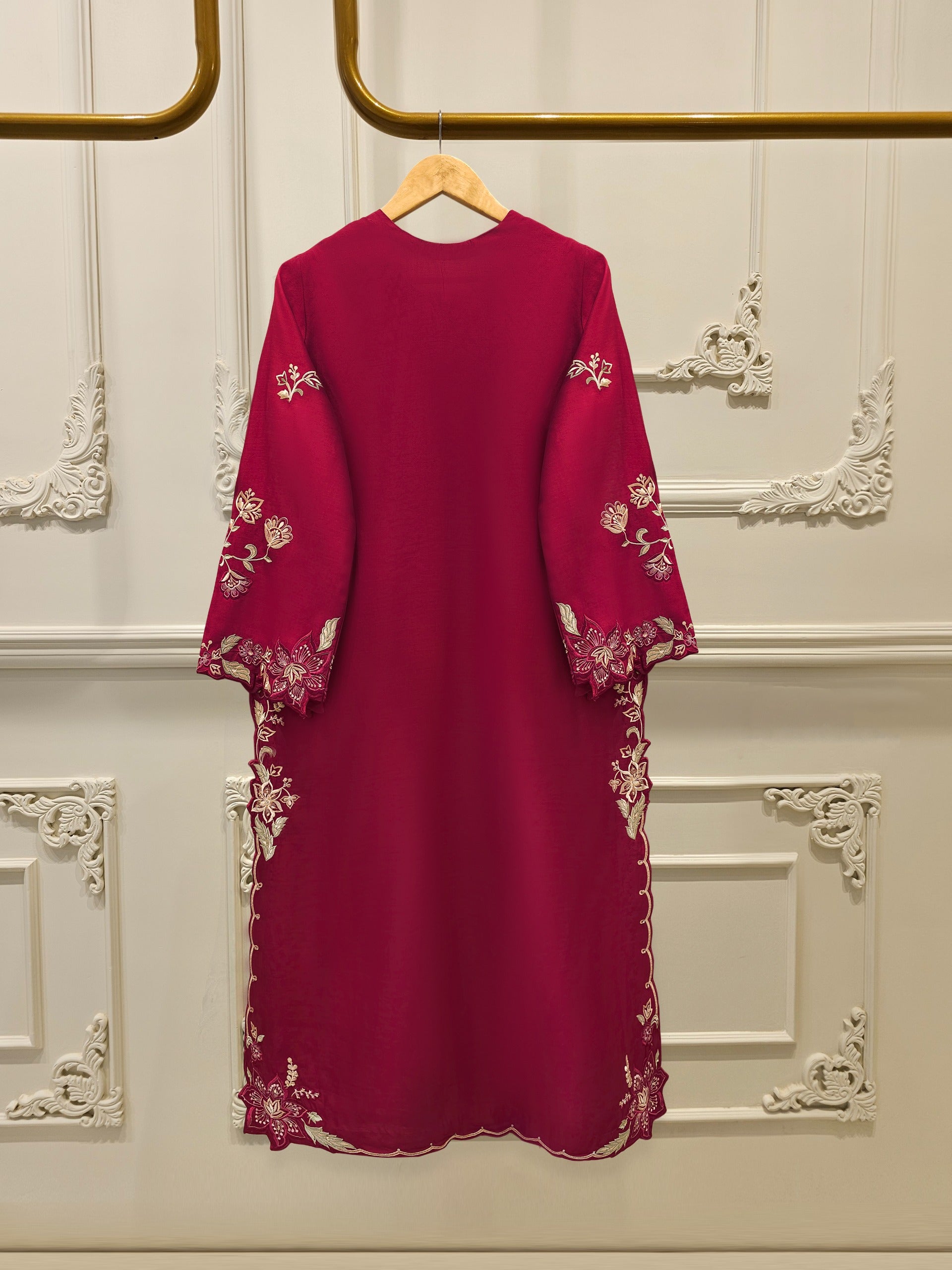 3 Piece- Pure Khaddi Silk Embroidered Suit S112703 - Image 5