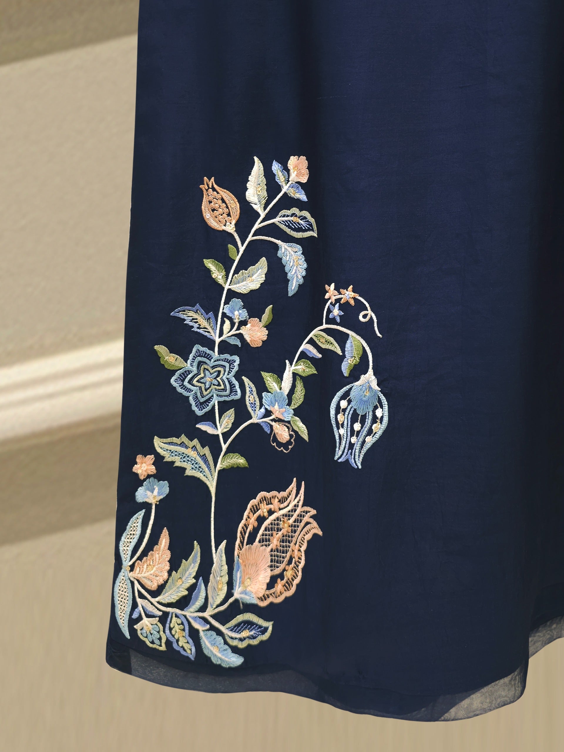 3 Piece- Pure Khaddi Silk Embroidered Suit S112783 - Image 6