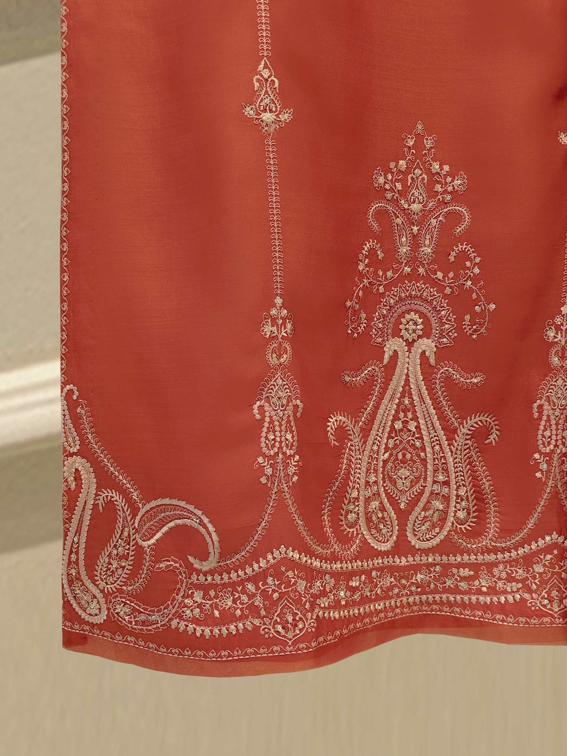 3 Piece- Pure Khaddi Silk Embroidered Suit S112816 - Image 4