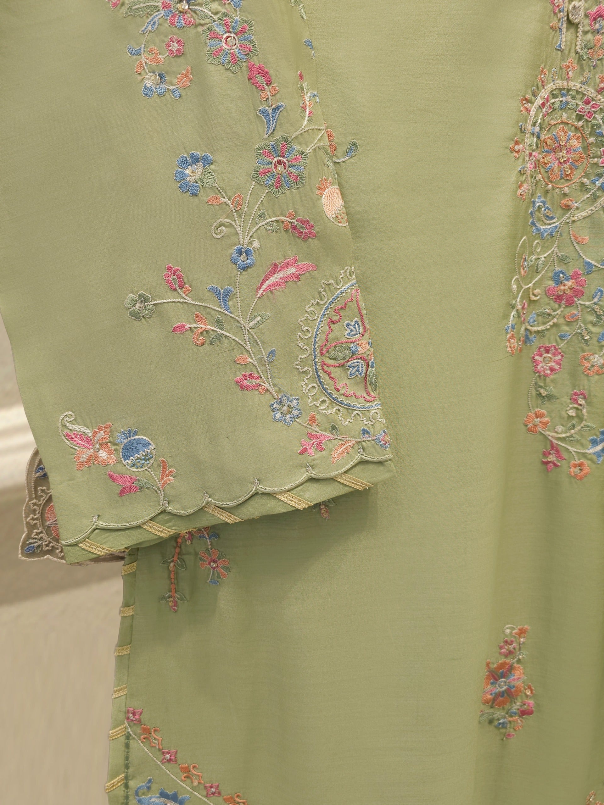 3 Piece- Pure Khaddi Silk Embroidered Suit S112972 - Image 3