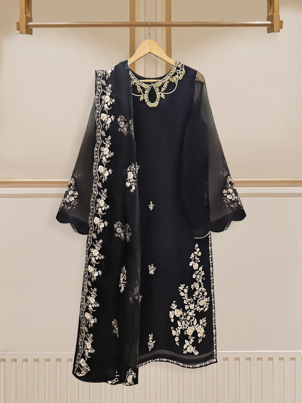 3 Piece - Pure Organza Embroidered Suit S110164