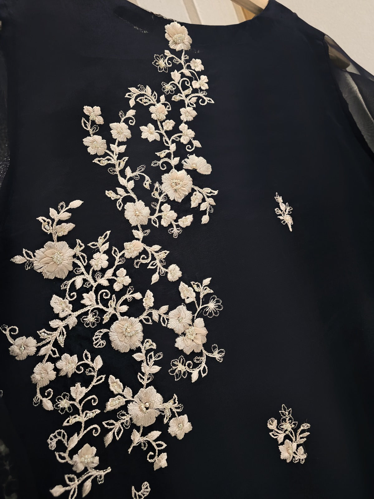 3 Piece - Pure Organza Embroidered Suit S110164 - Image 4