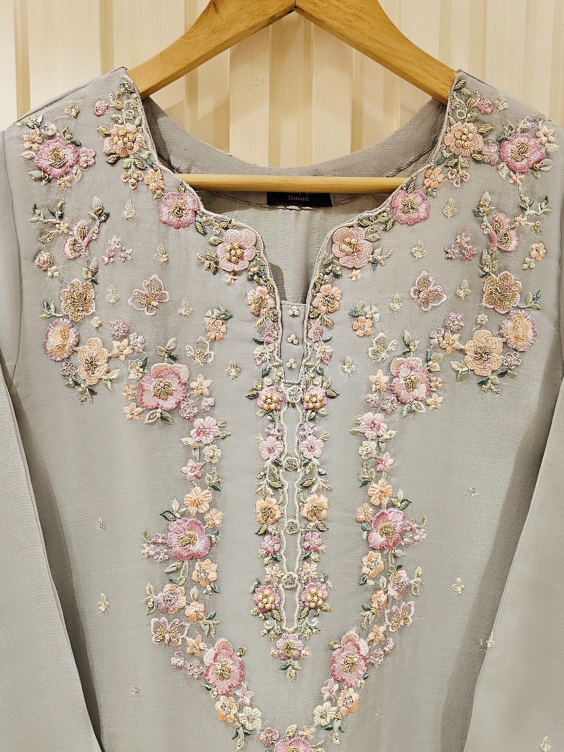 3 Piece - Pure Organza Embroidered Suit S111364 - Image 3