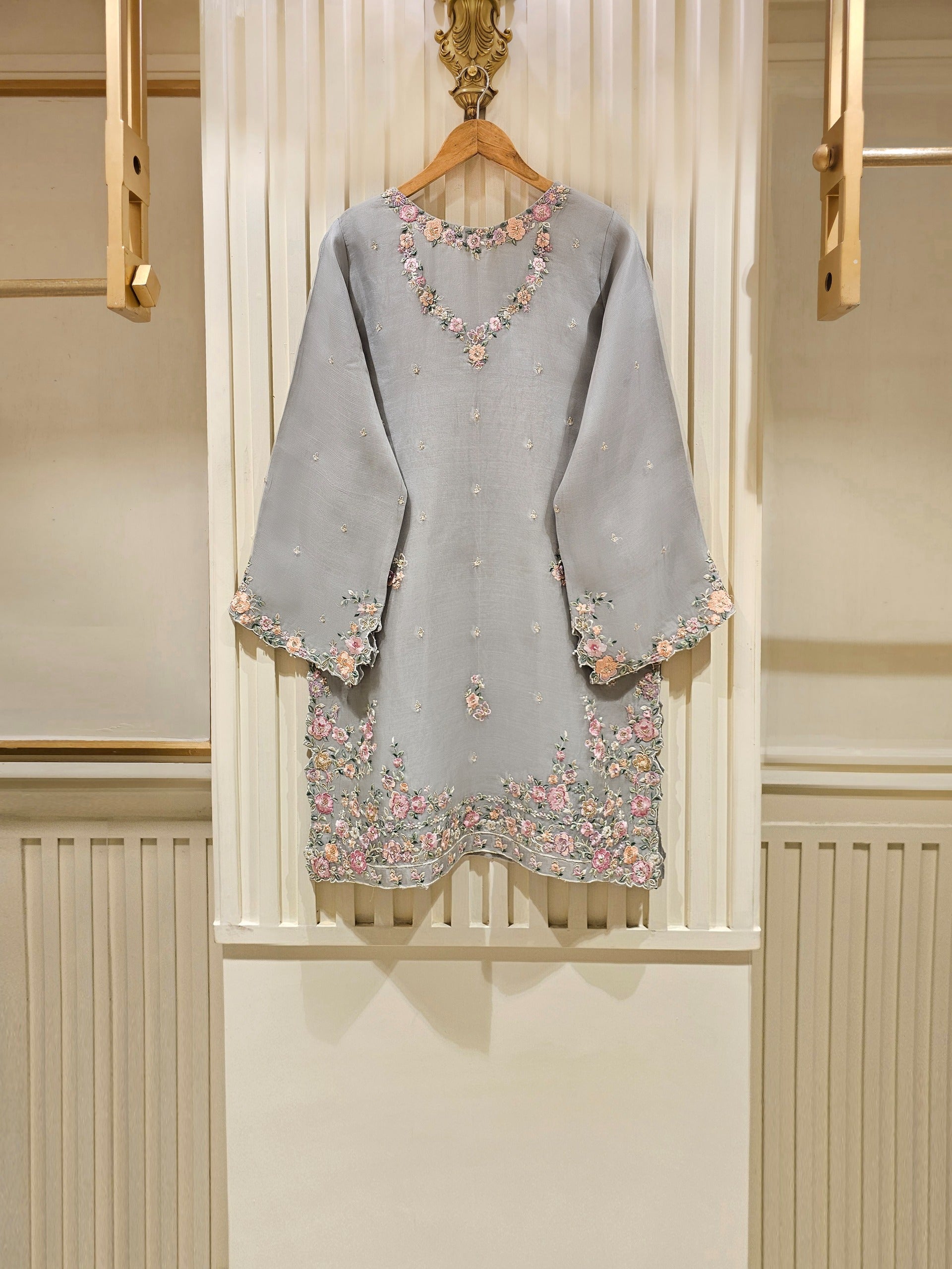 3 Piece - Pure Organza Embroidered Suit S111364 - Image 4