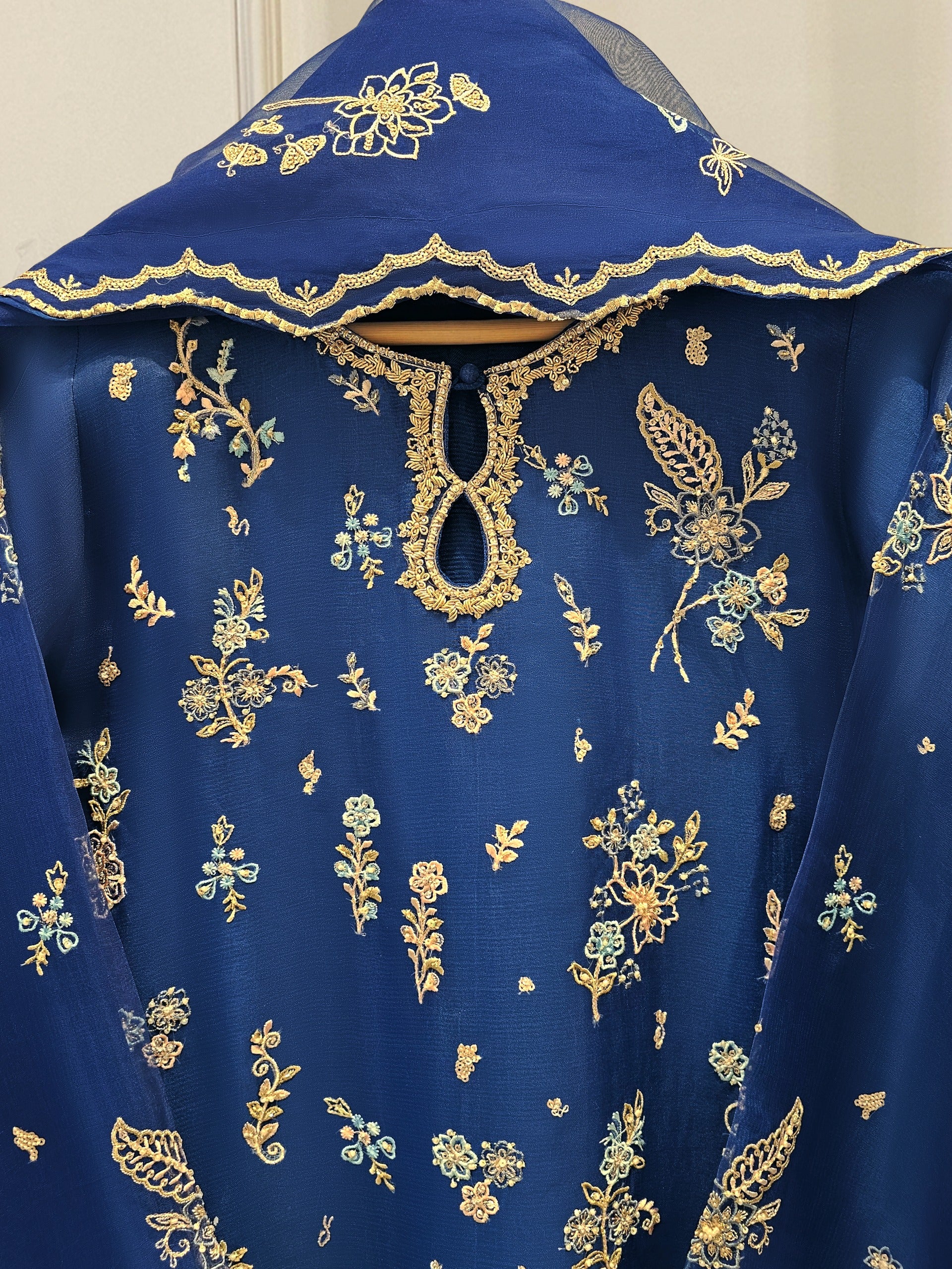 3 Piece - Pure Organza Embroidered Suit S111620 - Image 2