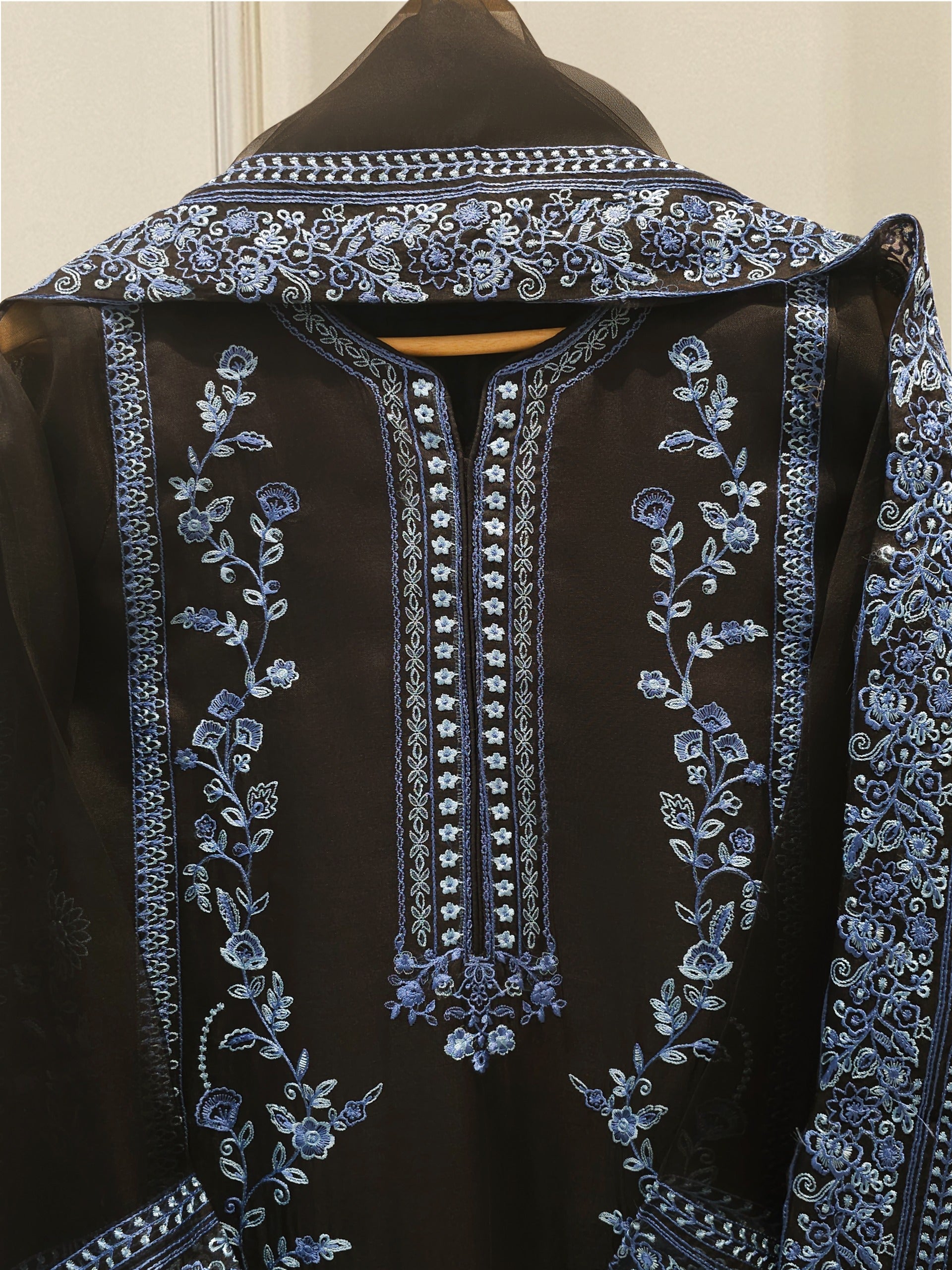 3 Piece - Pure Organza Embroidered Suit S112401 - Image 2