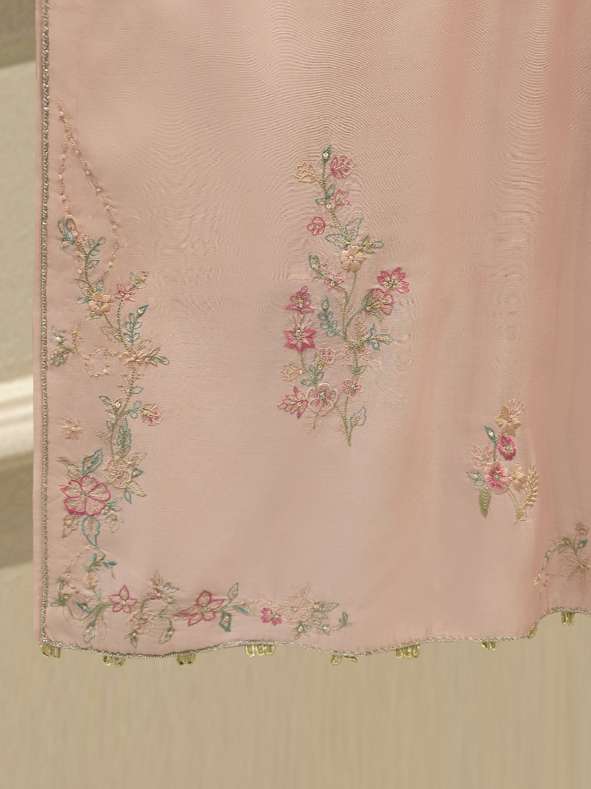 3 Piece- Pure Sheesha Silk Embroidered Suit S113387 - Image 4