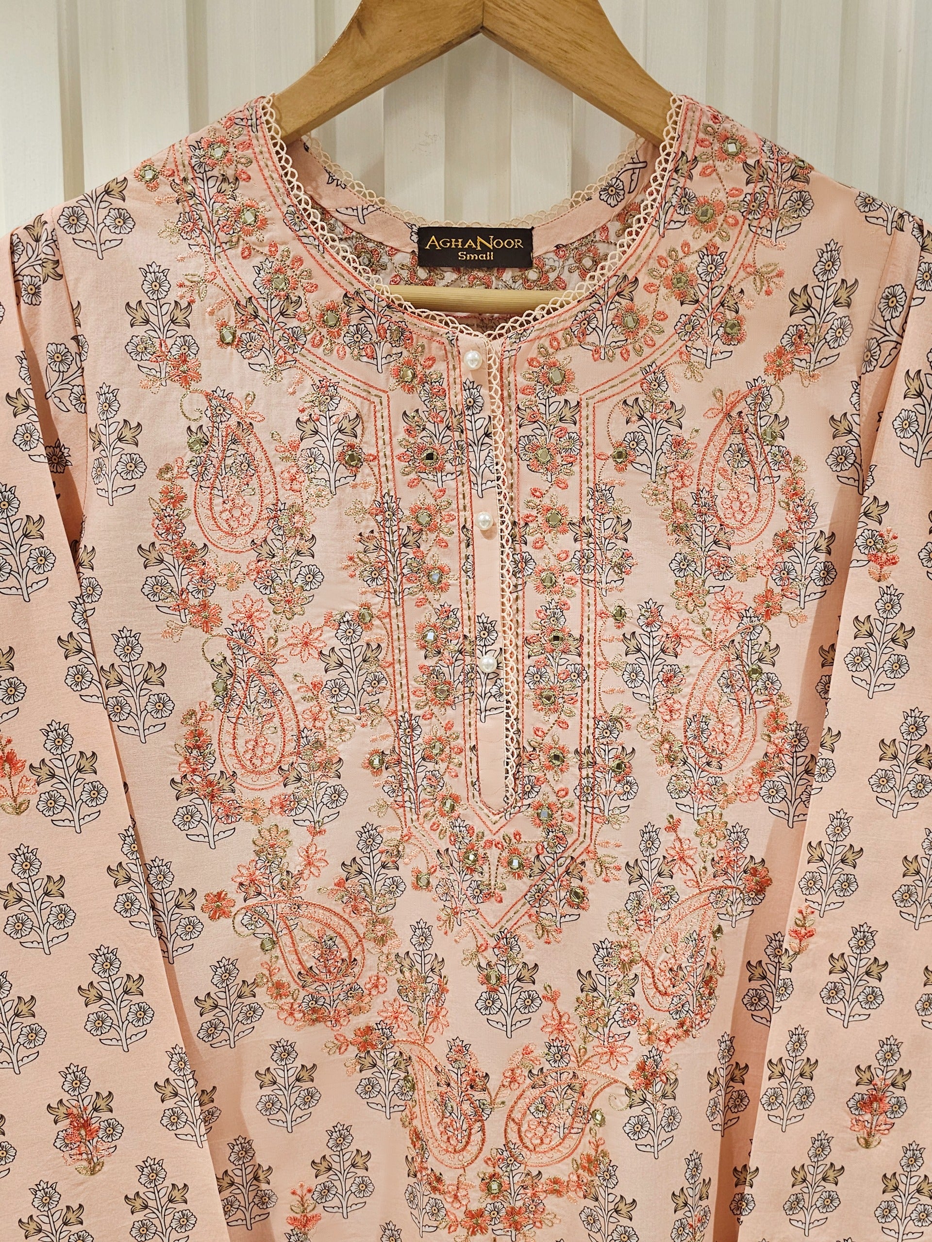 Digital Printed Lawn Suit S111465 - Image 2