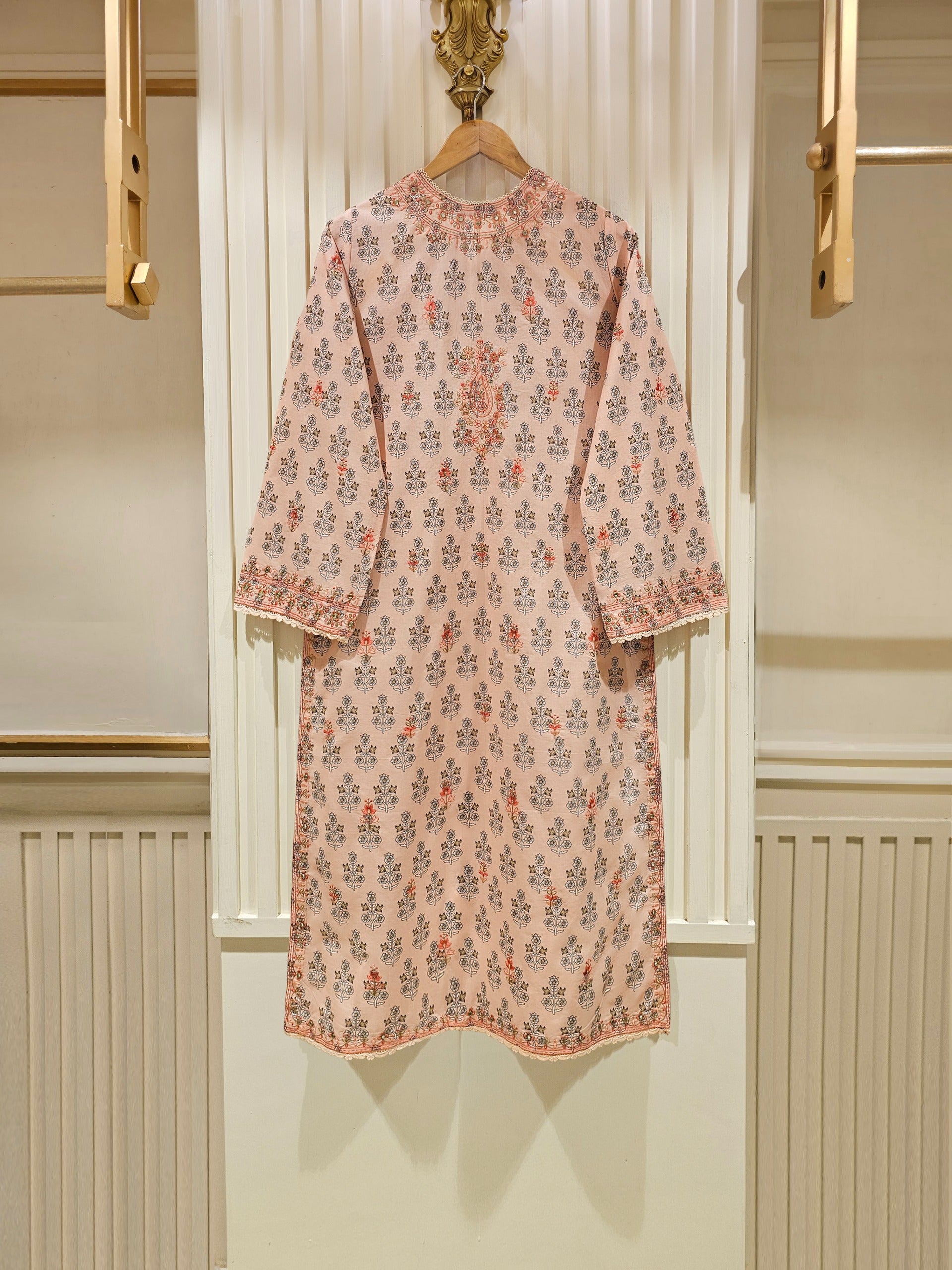 Digital Printed Lawn Suit S111465 - Image 4