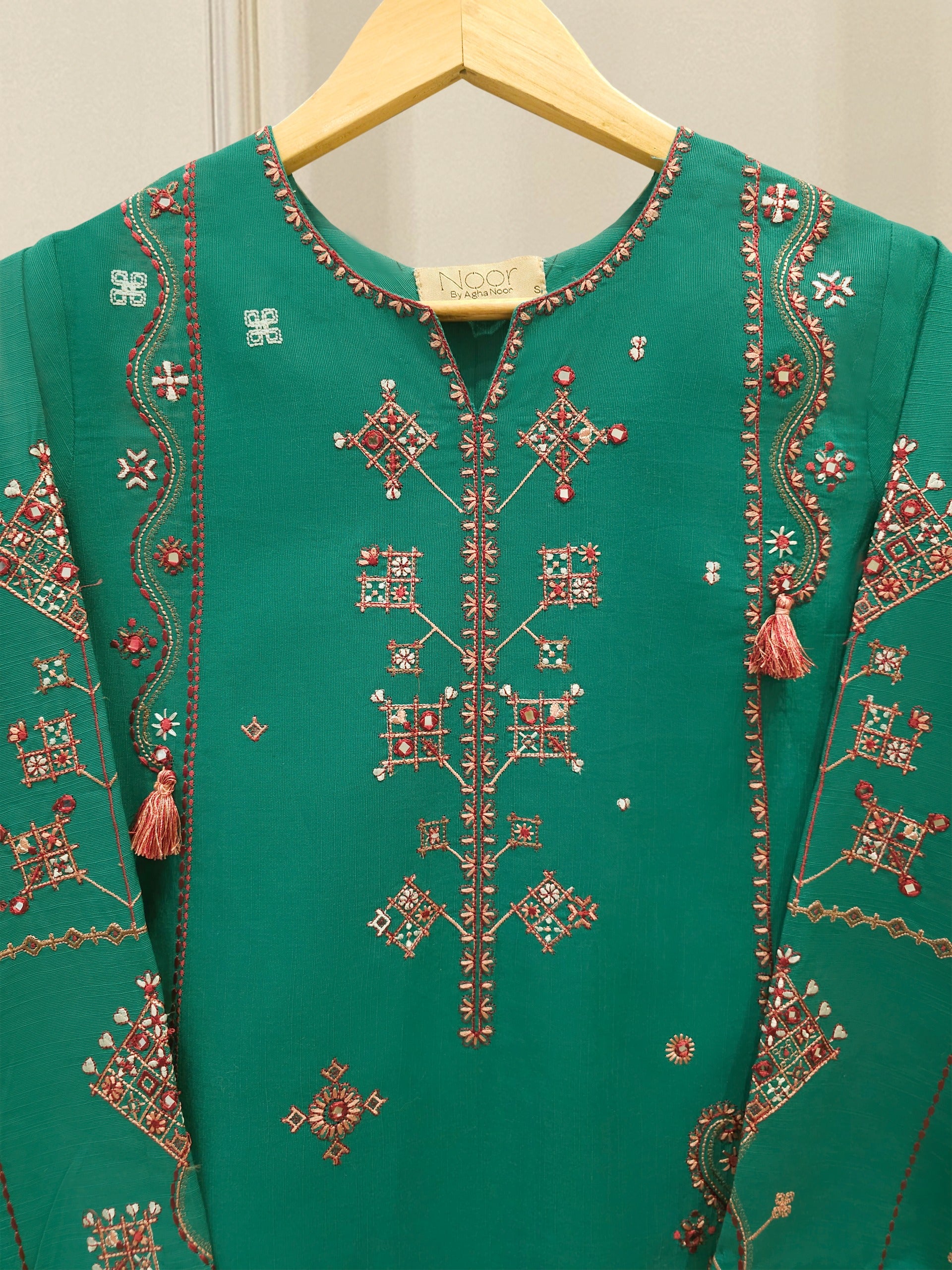 2-PIECE Embroidered Khaddar Shirt WS00209 - Image 6