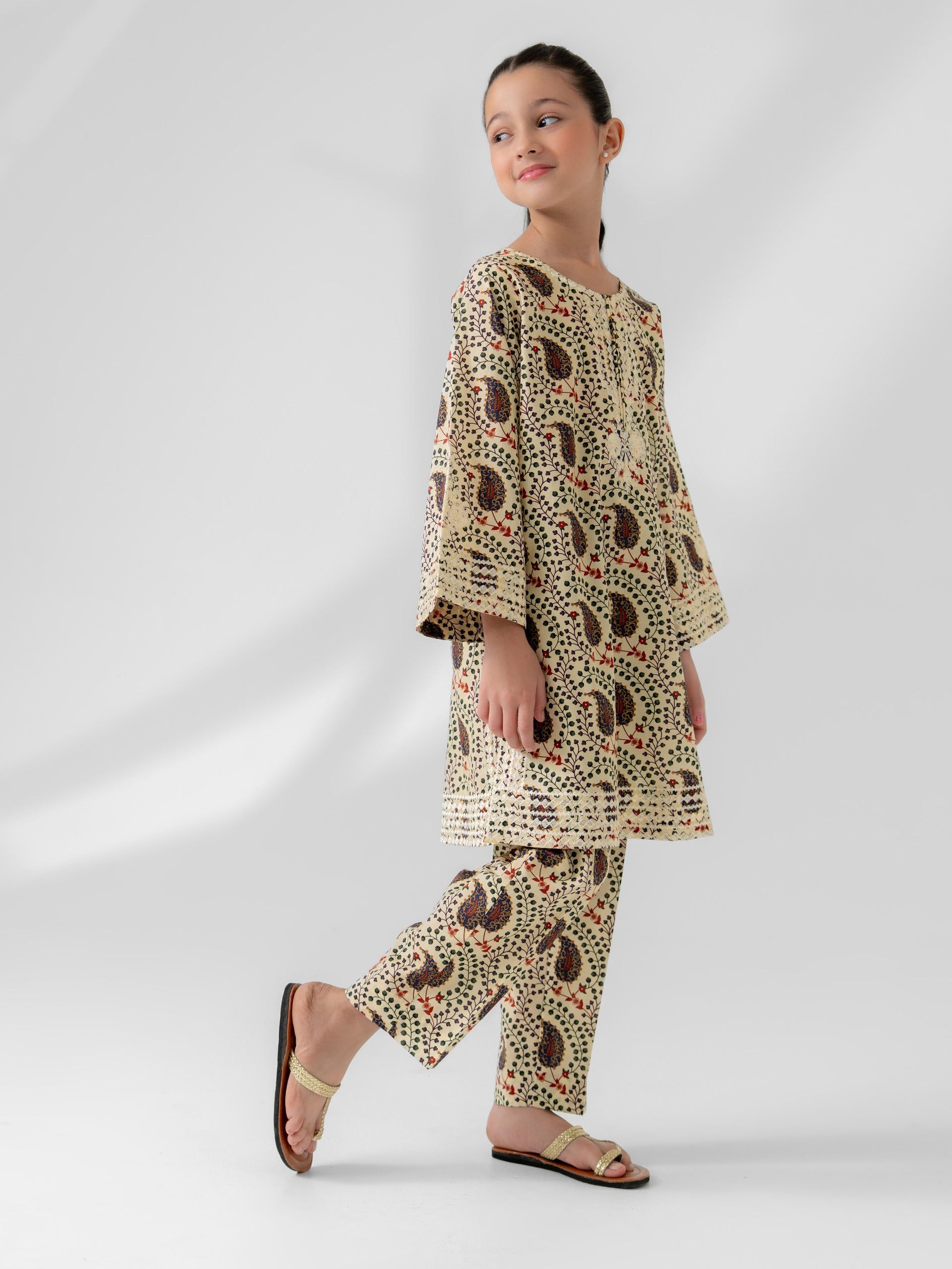 (Kids) - 2 Piece Digital Printed Lawn Suit FKD-081 - Image 6
