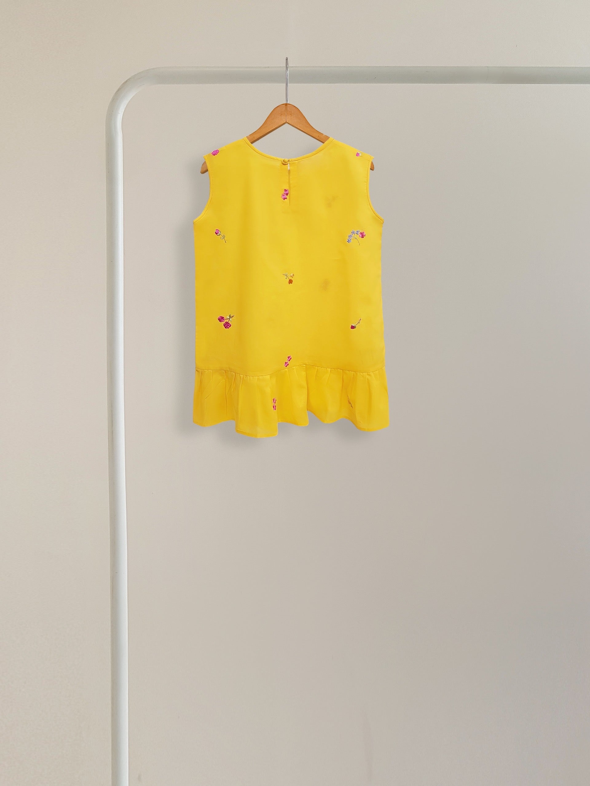 (Kids) 2 Piece - Embroidered Cambric Suit KD-031 - Image 4