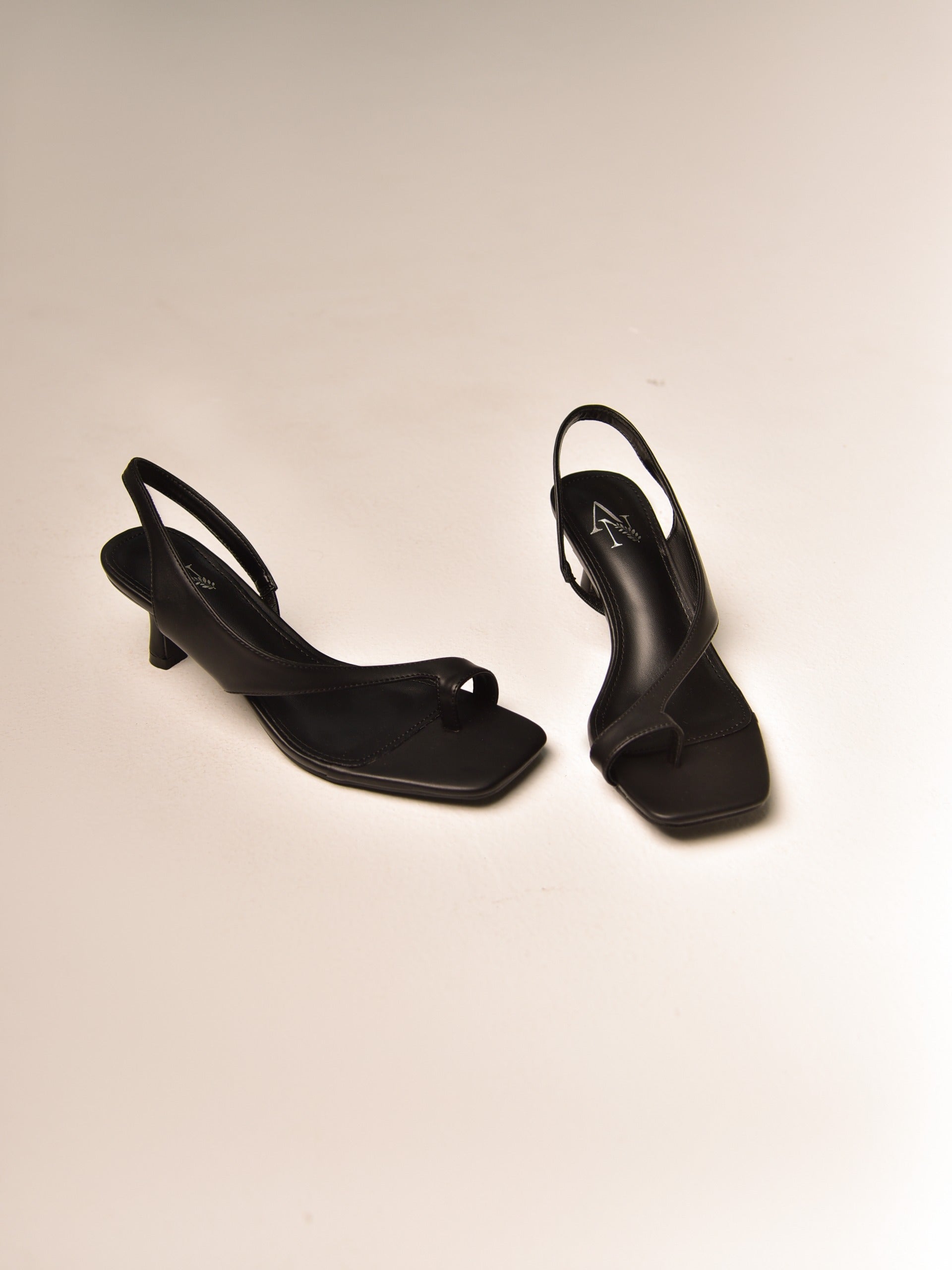 Noir Heels  FW00101 - Image 3