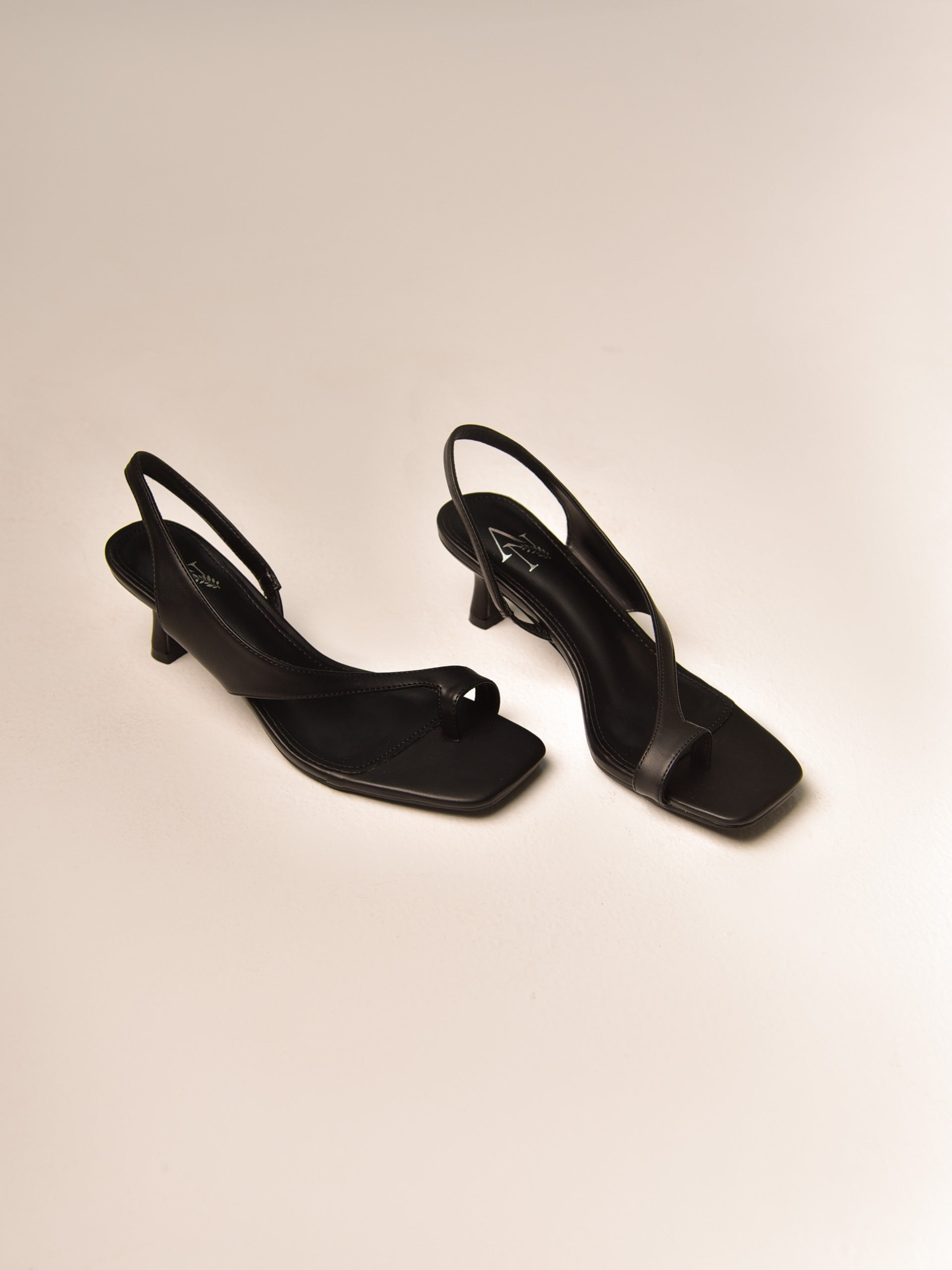 Noir Heels  FW00101 - Image 4