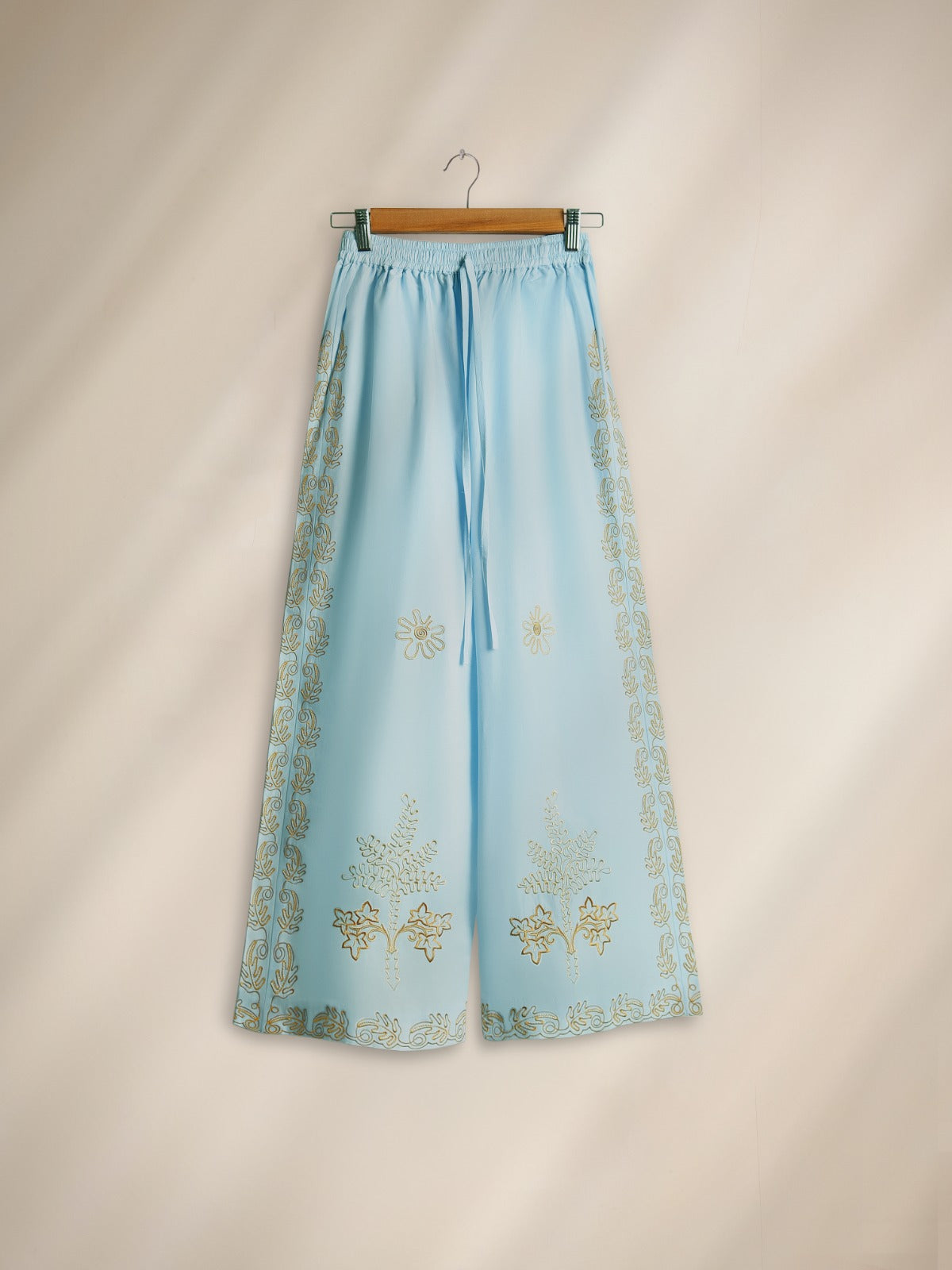 Look - Image 5