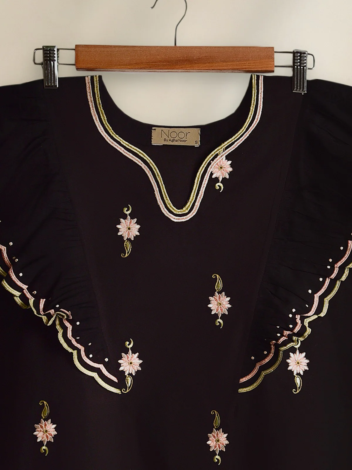 Look 99 - Image 2